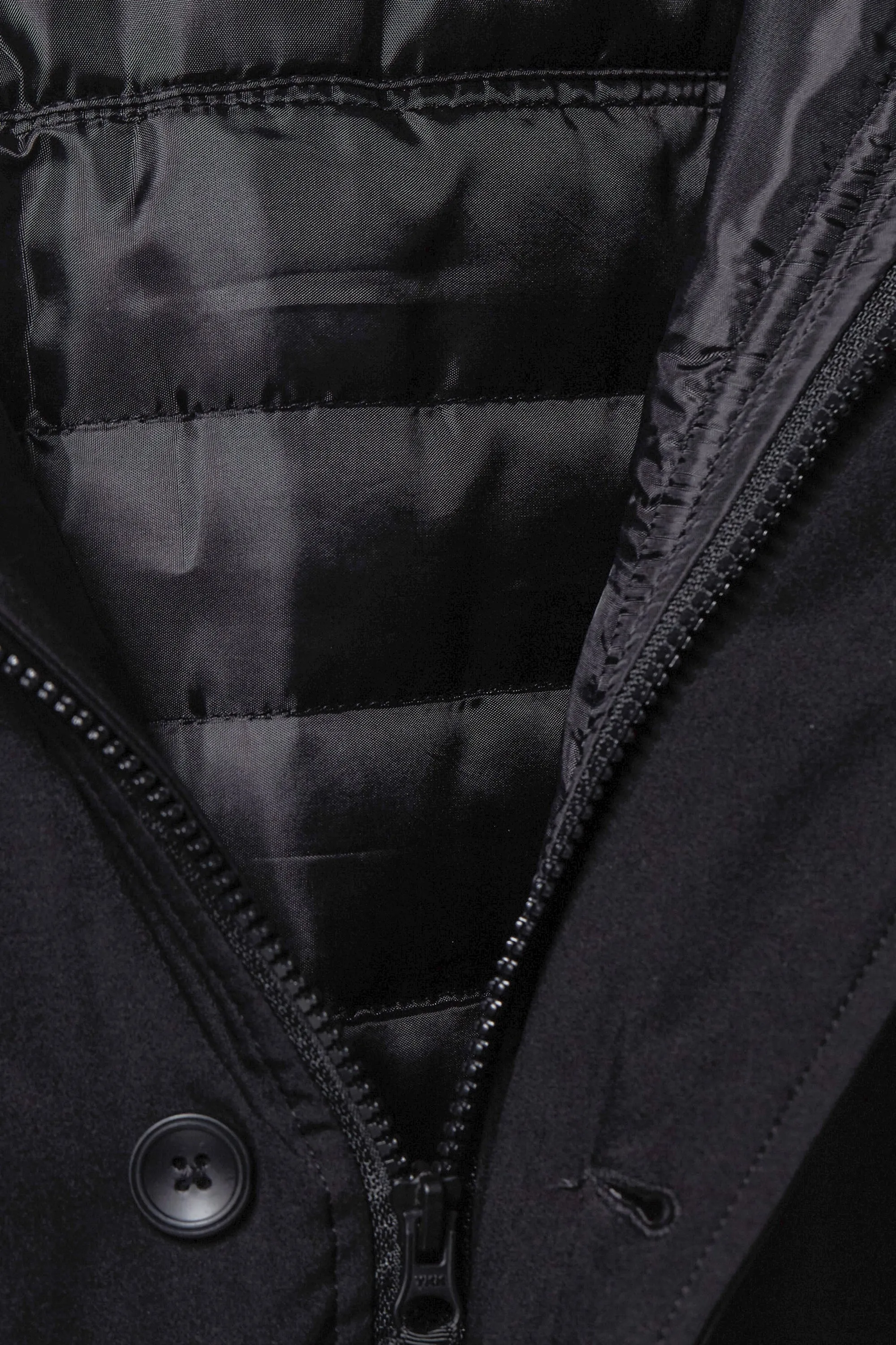 ARMOR JACKET