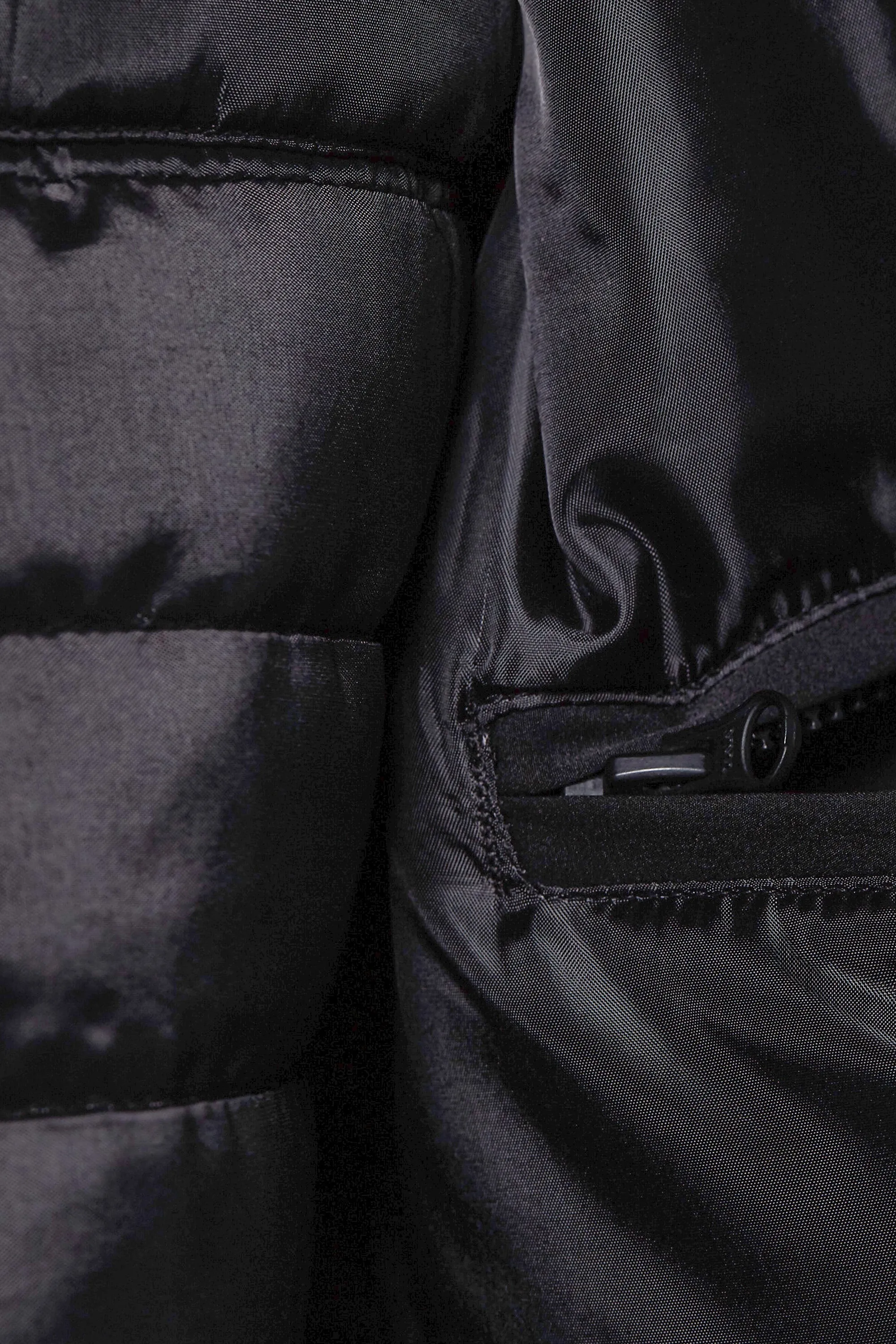 ARMOR JACKET
