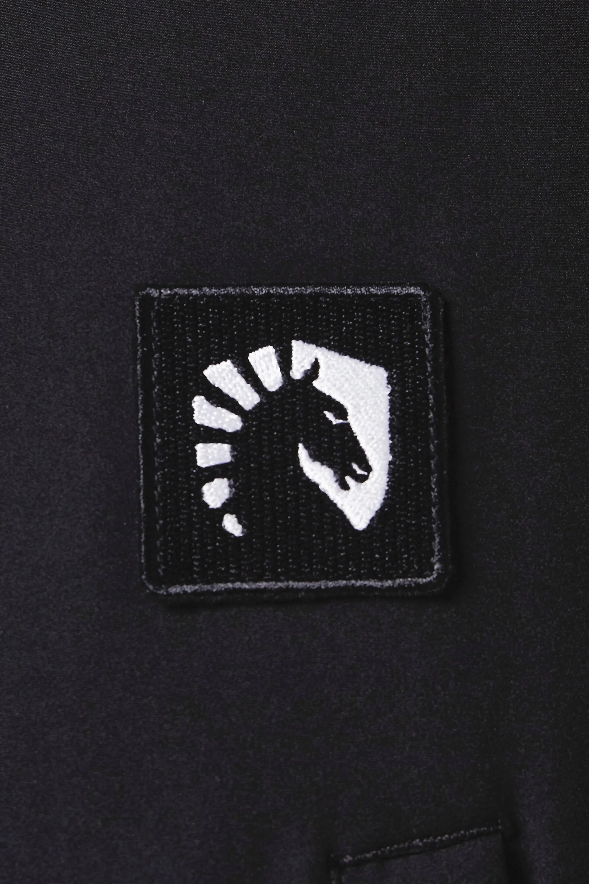 ARMOR JACKET
