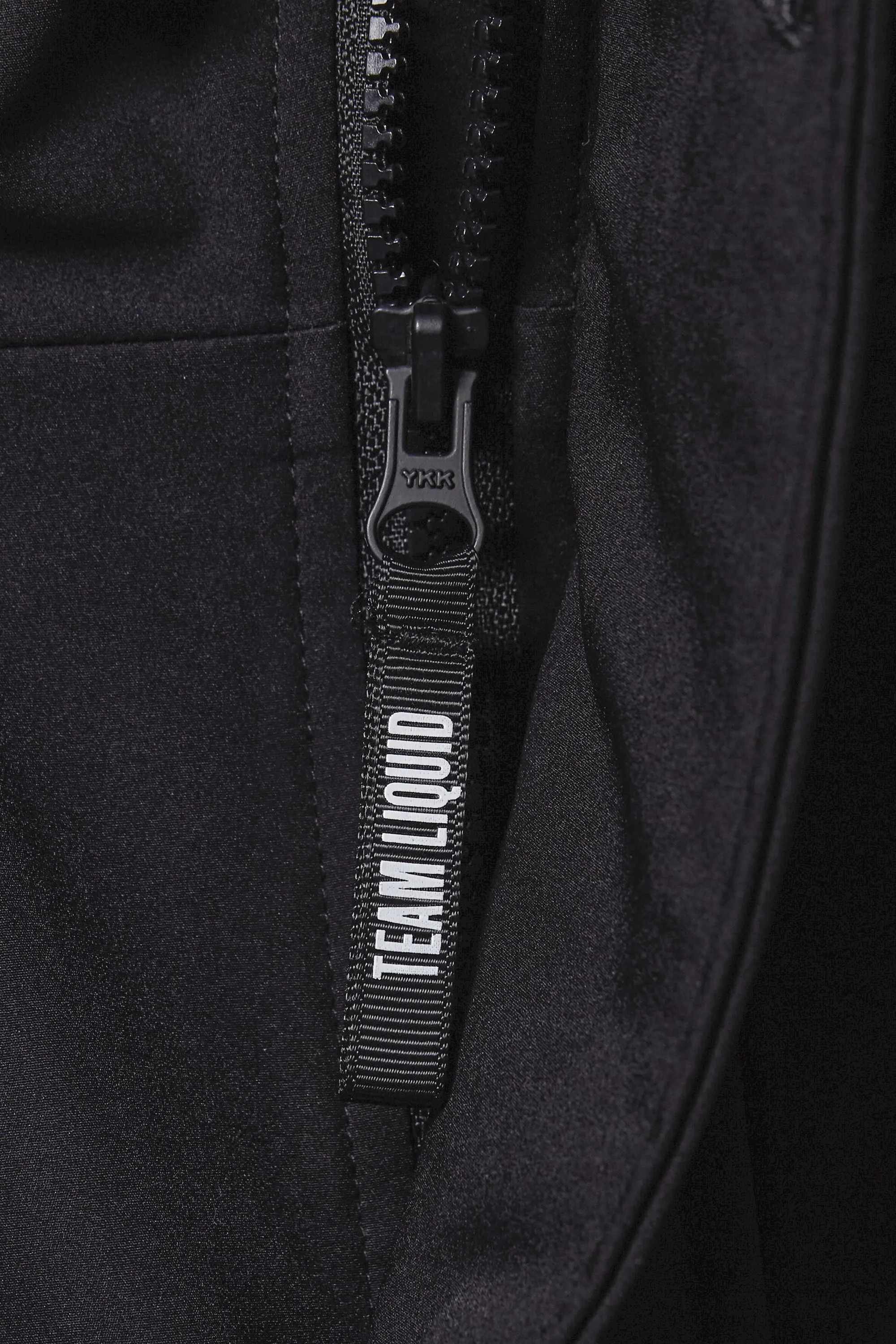 ARMOR JACKET