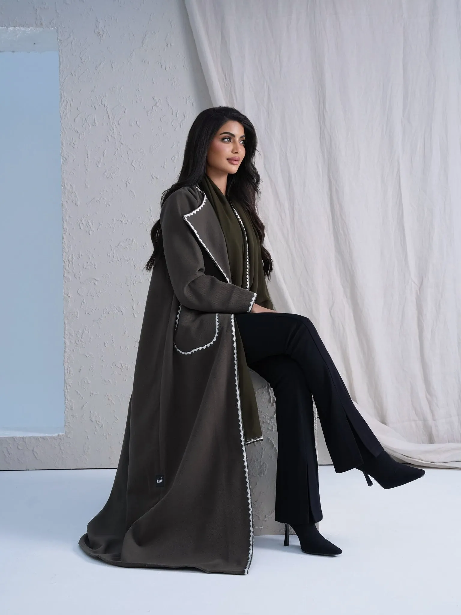 LUXURY OLIVE BLAZER ABAYA #534